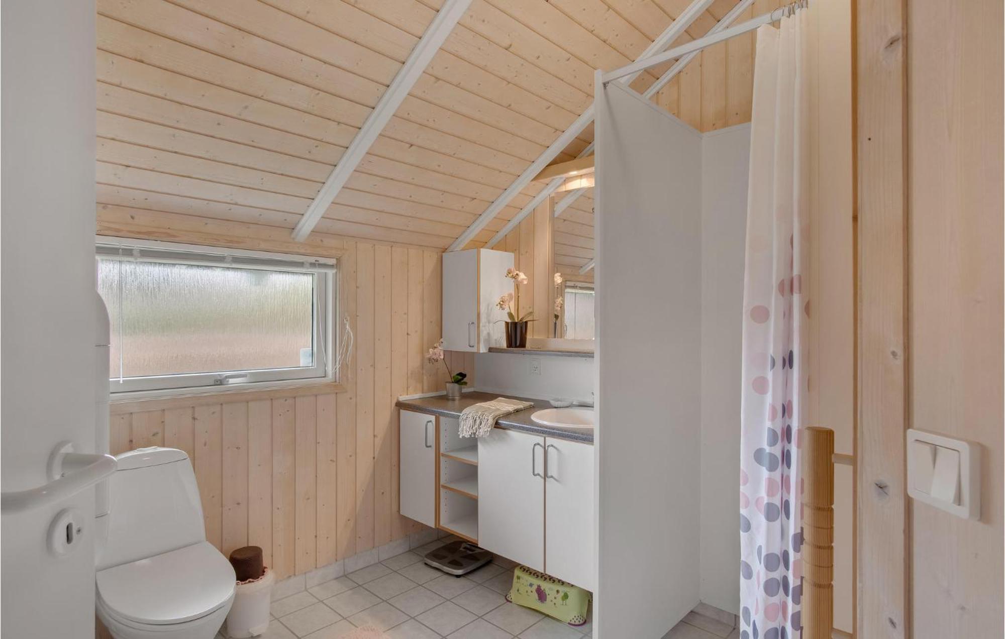 Nice Home In Slagelse With Sauna Room photo