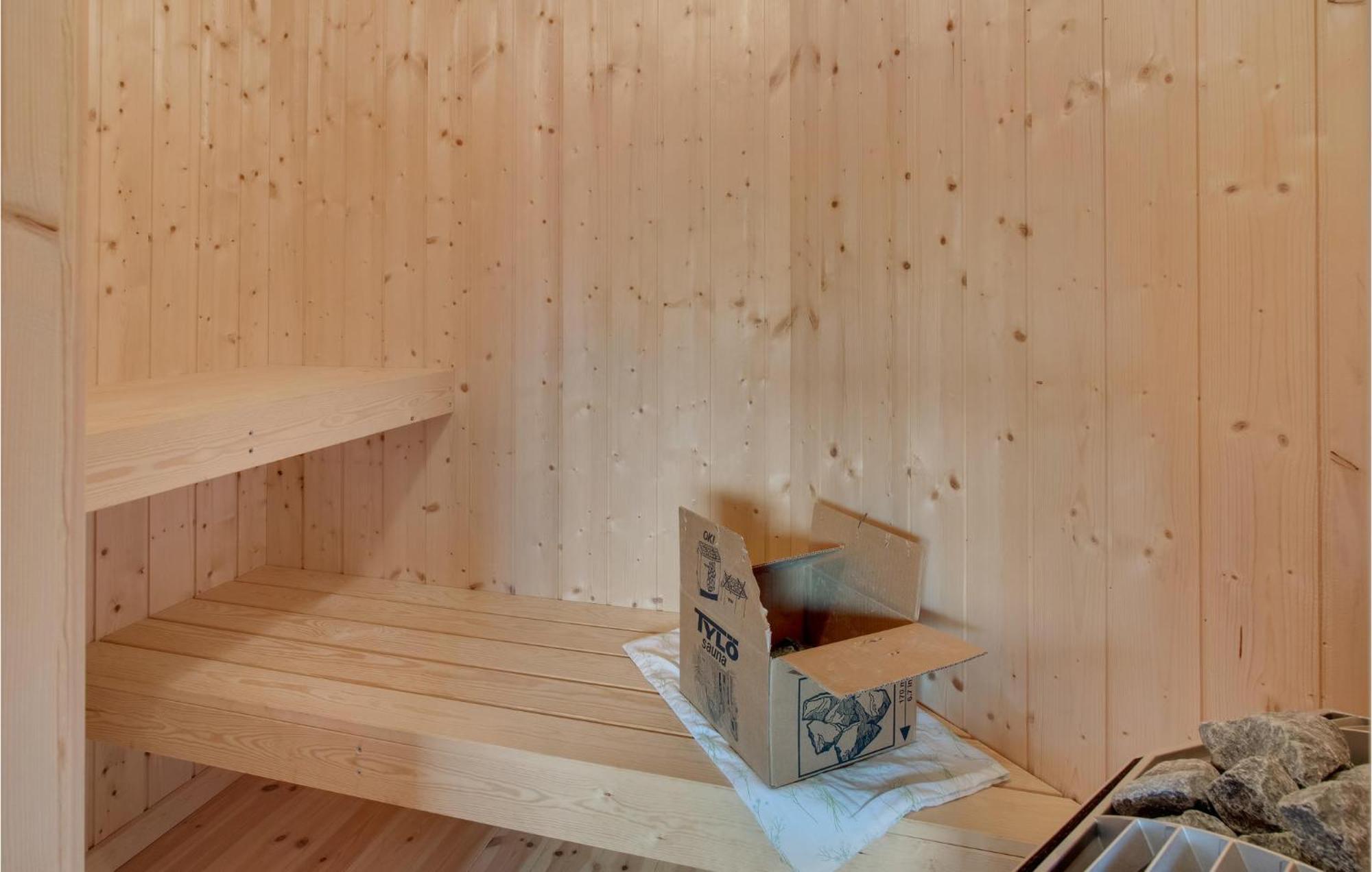 Nice Home In Slagelse With Sauna Room photo